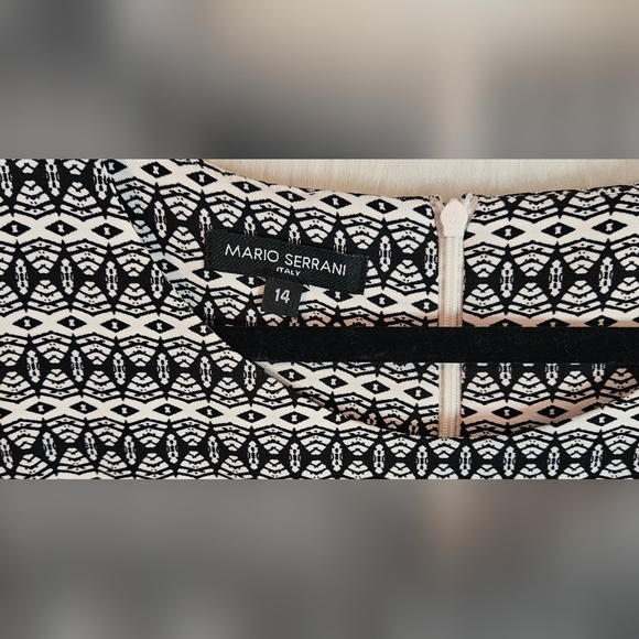 Mario Serrani Italy B&W Geometric Sleeveless Dress - Picture 6 of 7